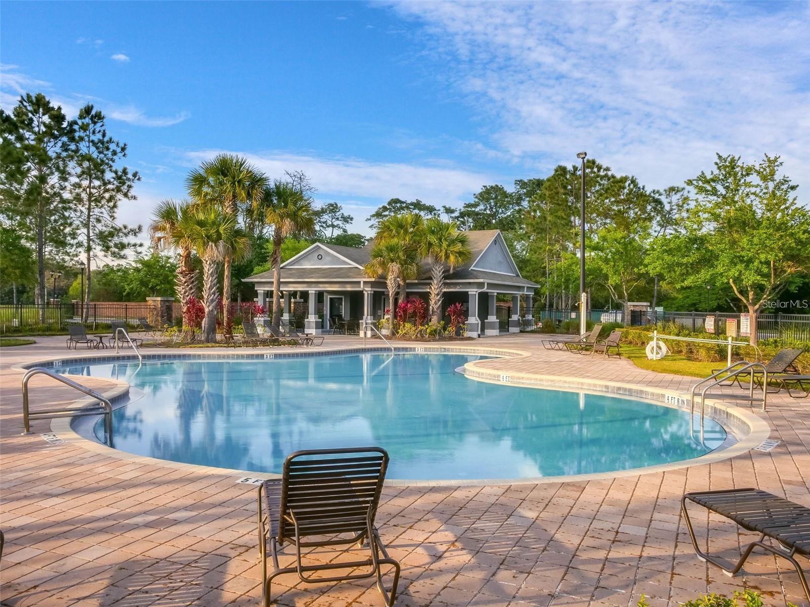 VILLAS AT TUCKER OAKS - Residential Lease