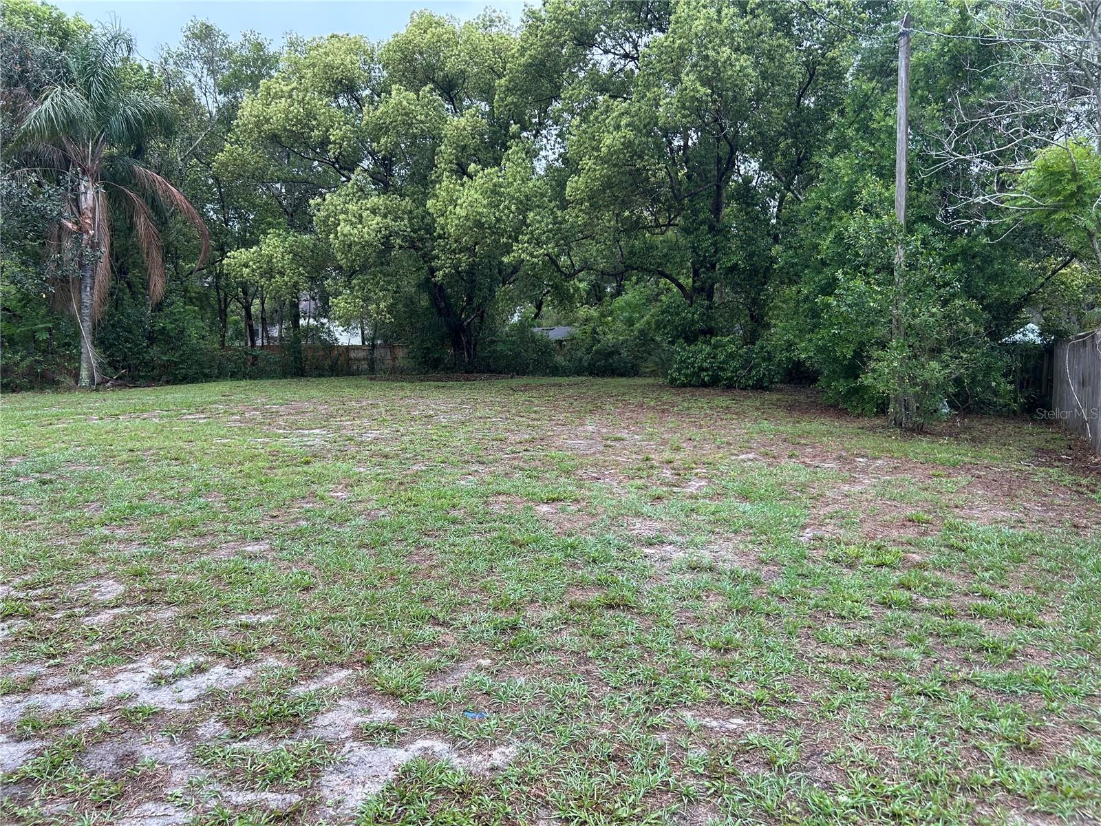 DELTONA LAKES UNIT 03 - Residential