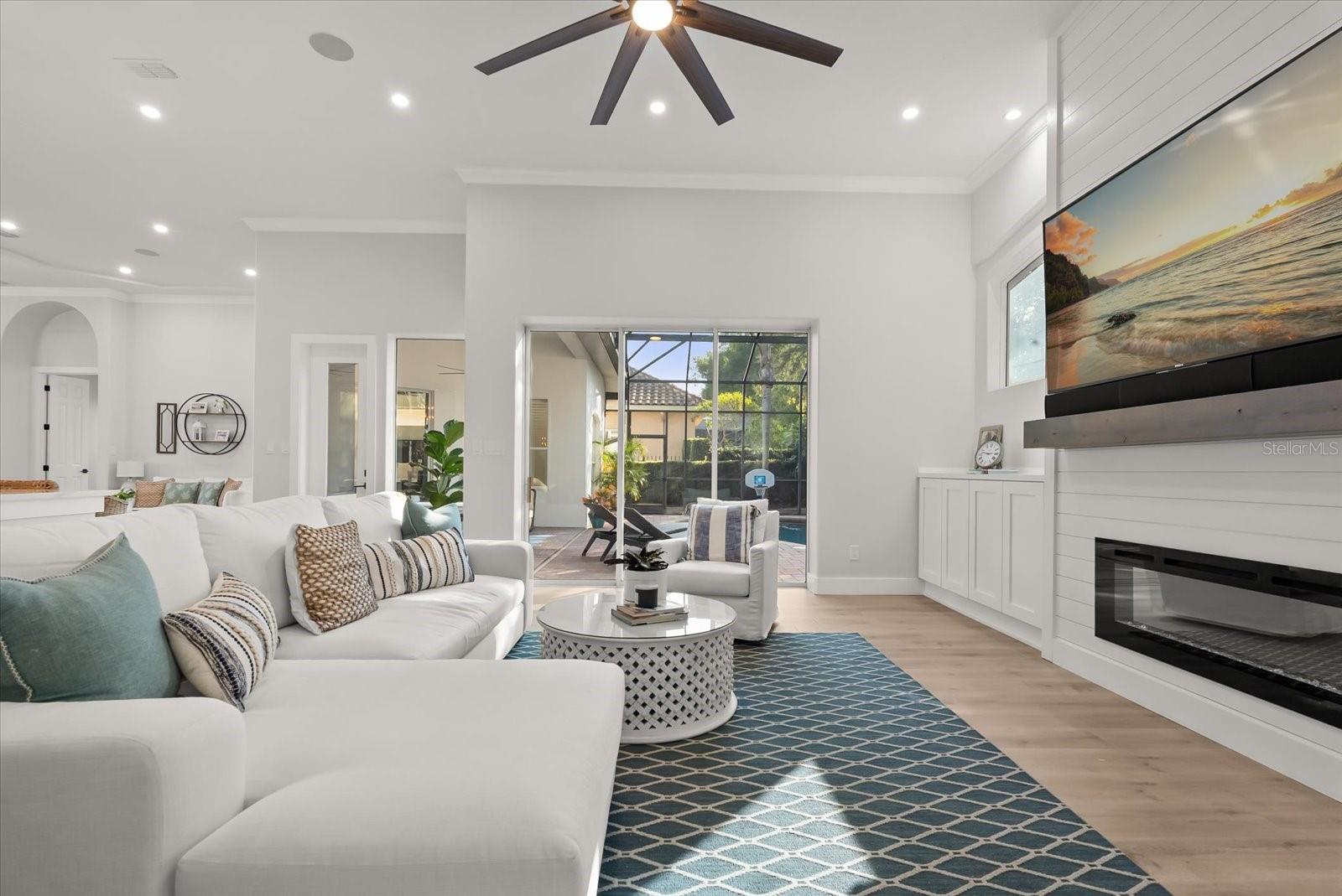 KENSINGTON PARK - Residential