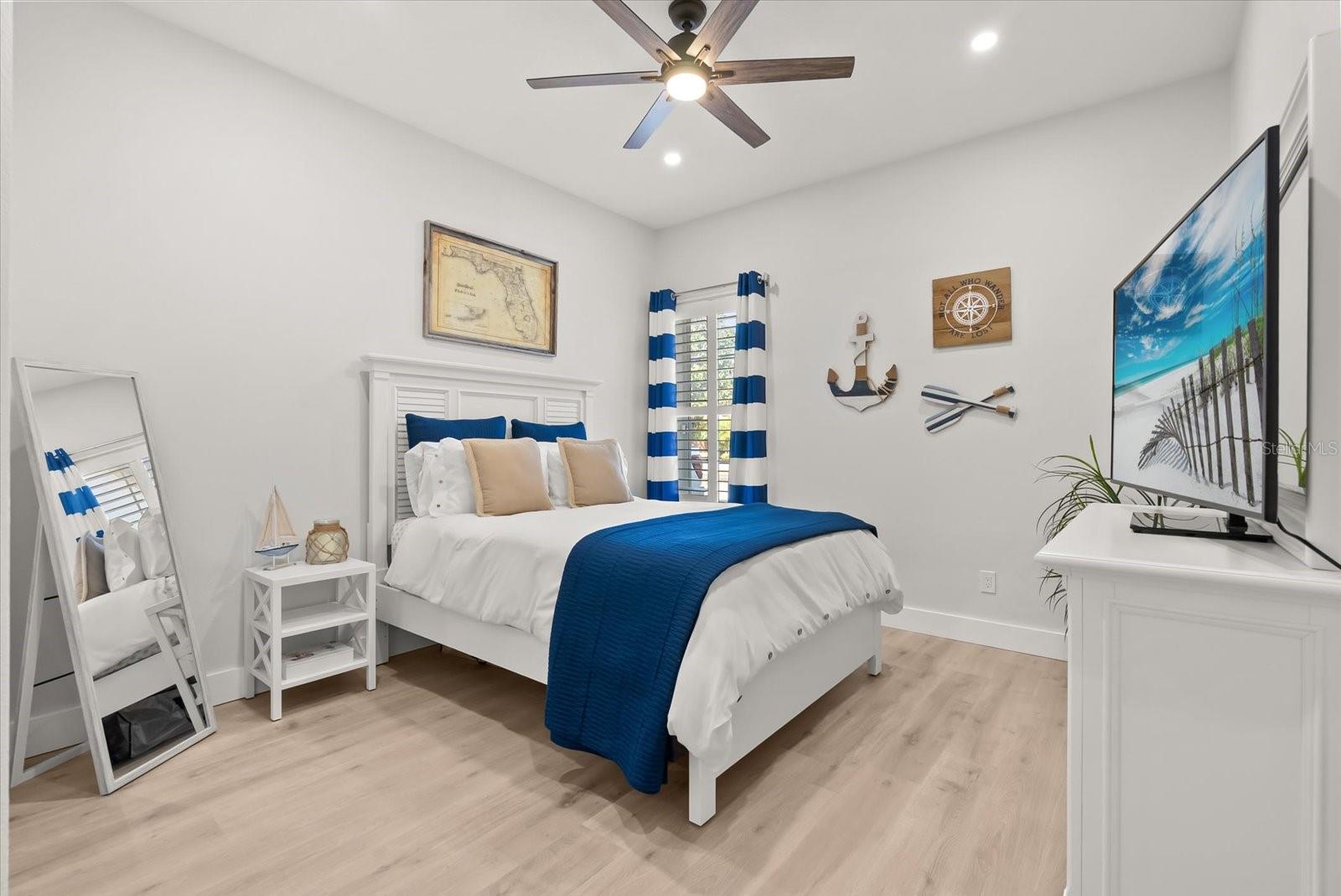 KENSINGTON PARK - Residential