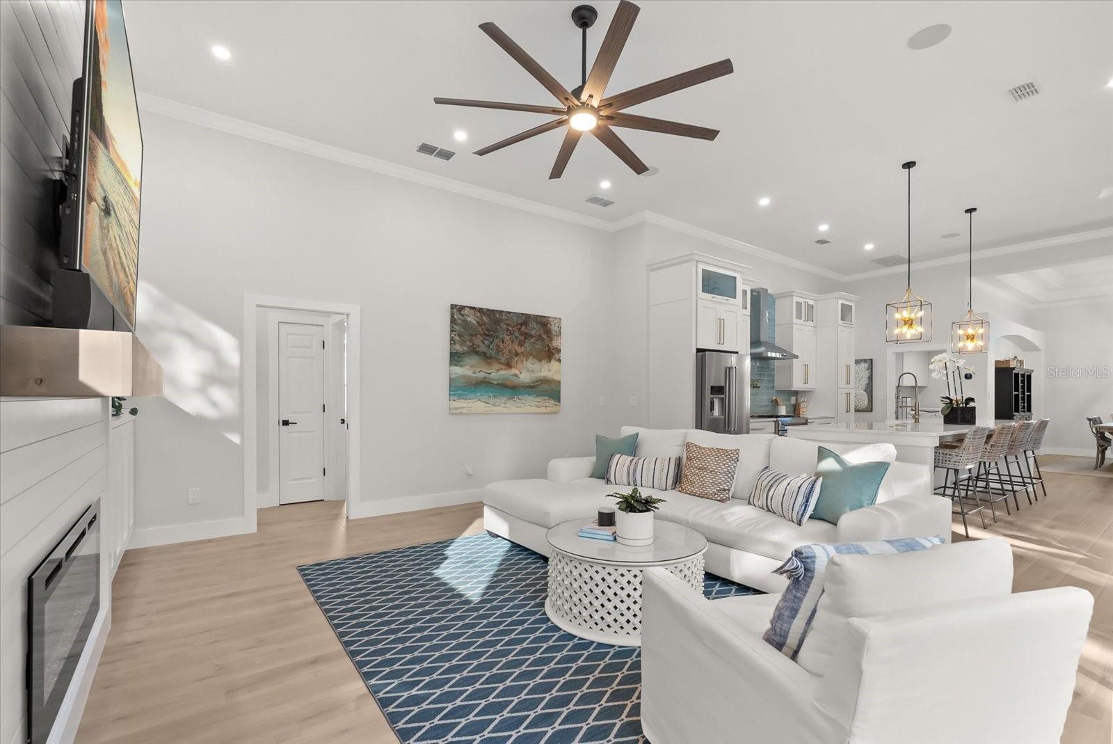 KENSINGTON PARK - Residential