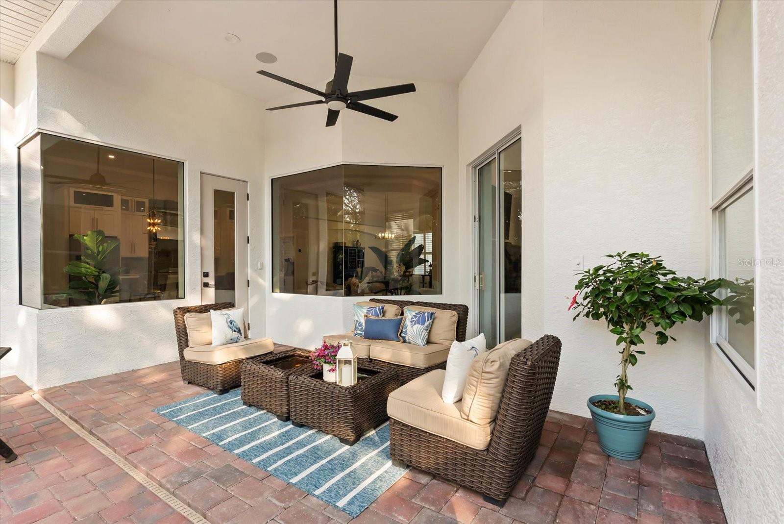 KENSINGTON PARK - Residential