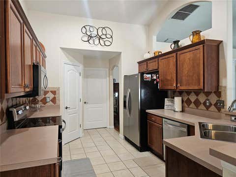 Tiny photo for 34224 Shadewood Circle, Leesburg, FL 34788 (MLS # V4949786)