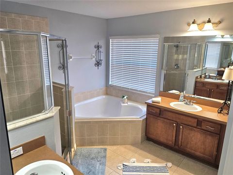 Tiny photo for 34224 Shadewood Circle, Leesburg, FL 34788 (MLS # V4949786)