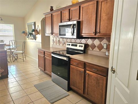 Tiny photo for 34224 Shadewood Circle, Leesburg, FL 34788 (MLS # V4949786)