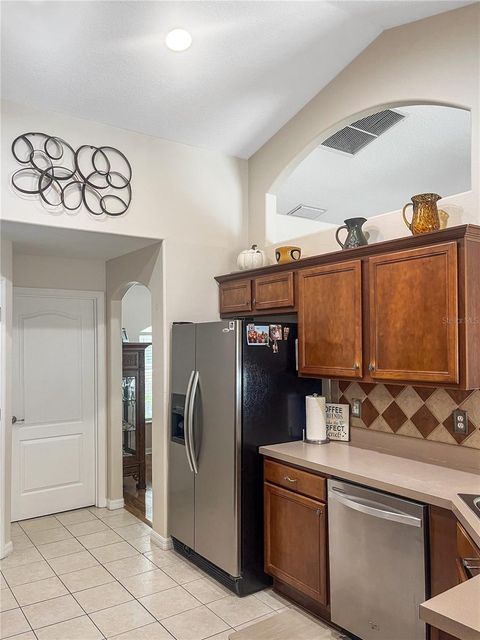 Tiny photo for 34224 Shadewood Circle, Leesburg, FL 34788 (MLS # V4949786)