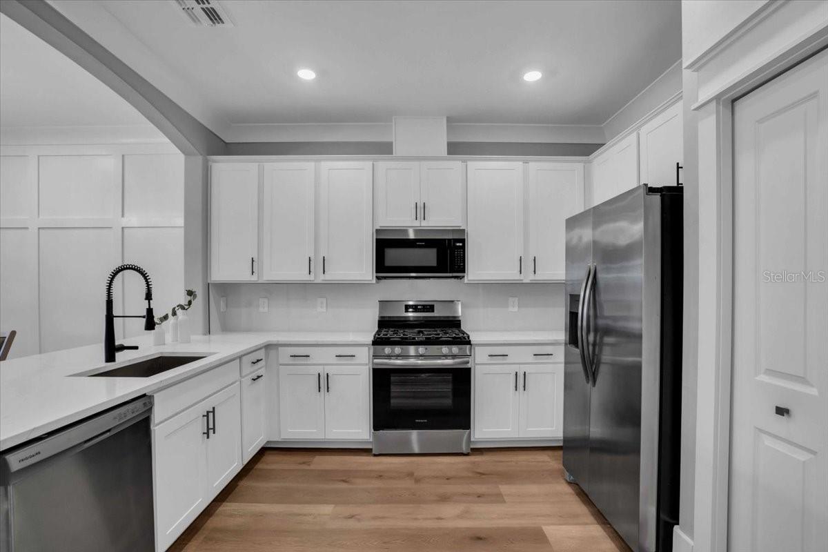 LORRAINE LAKES PH IIA - Residential Lease