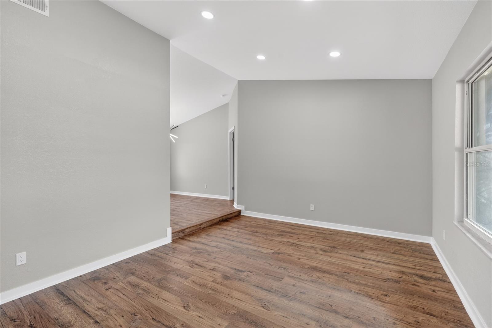 RIVER RUN SEC 3 - Residential