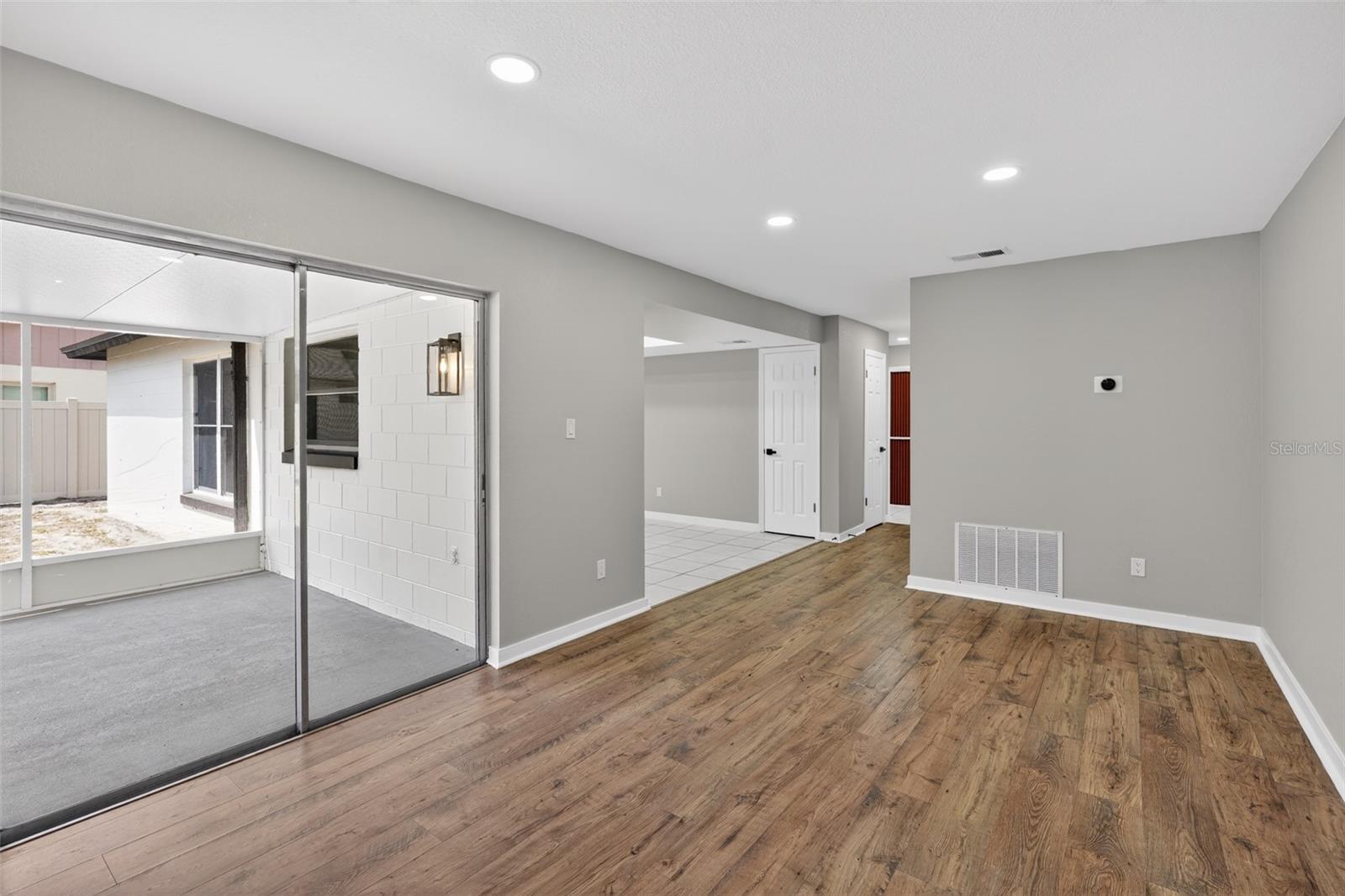 RIVER RUN SEC 3 - Residential