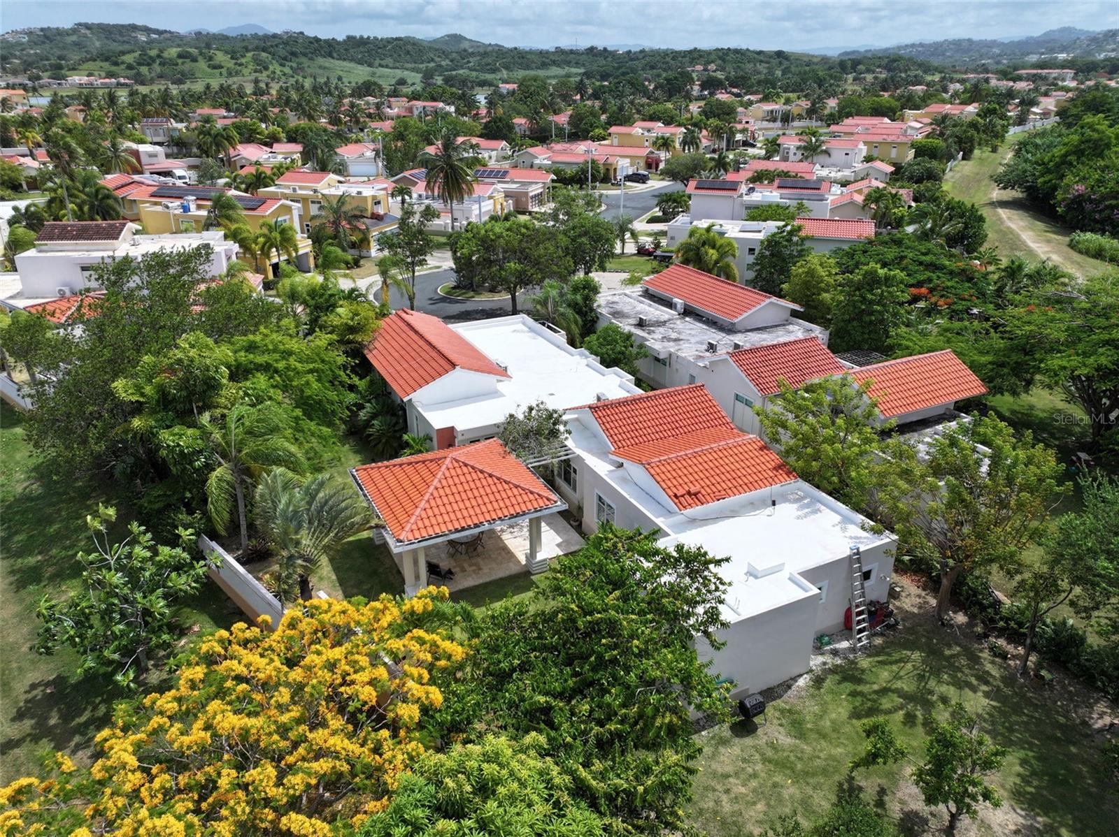 PALMAS PLANTATION - Residential Lease