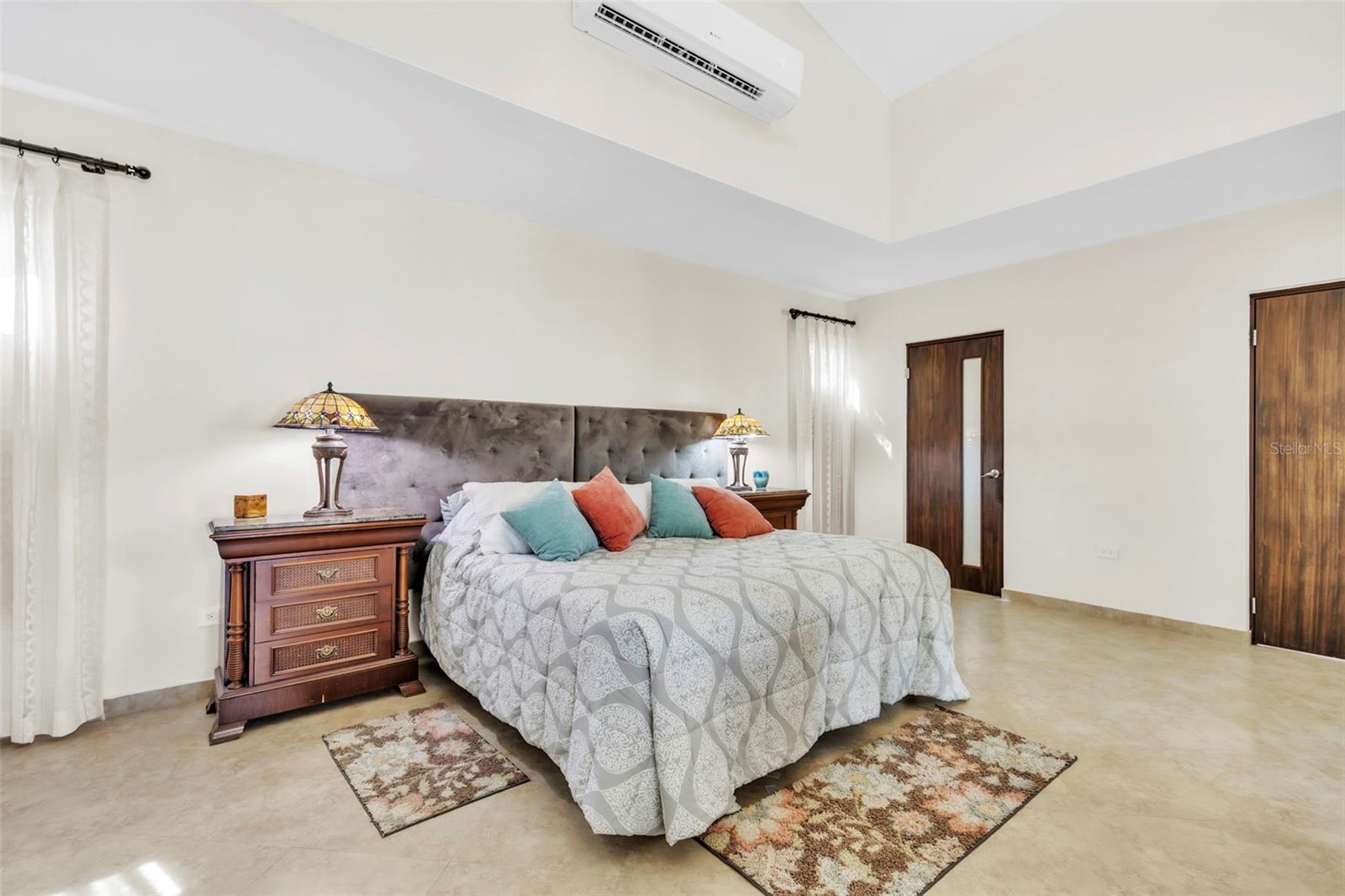 PALMAS PLANTATION - Residential Lease