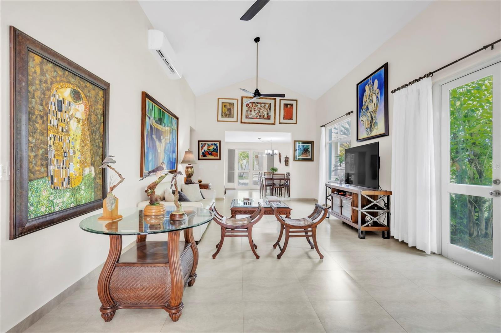 PALMAS PLANTATION - Residential Lease