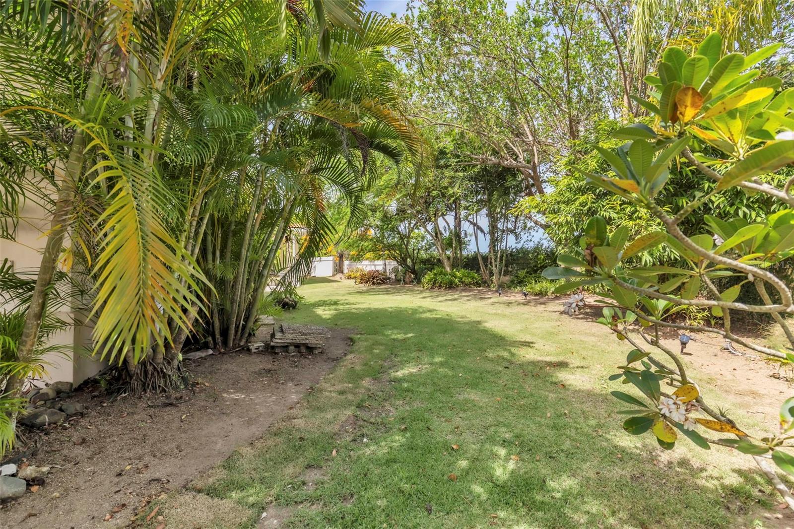 PALMAS PLANTATION - Residential Lease