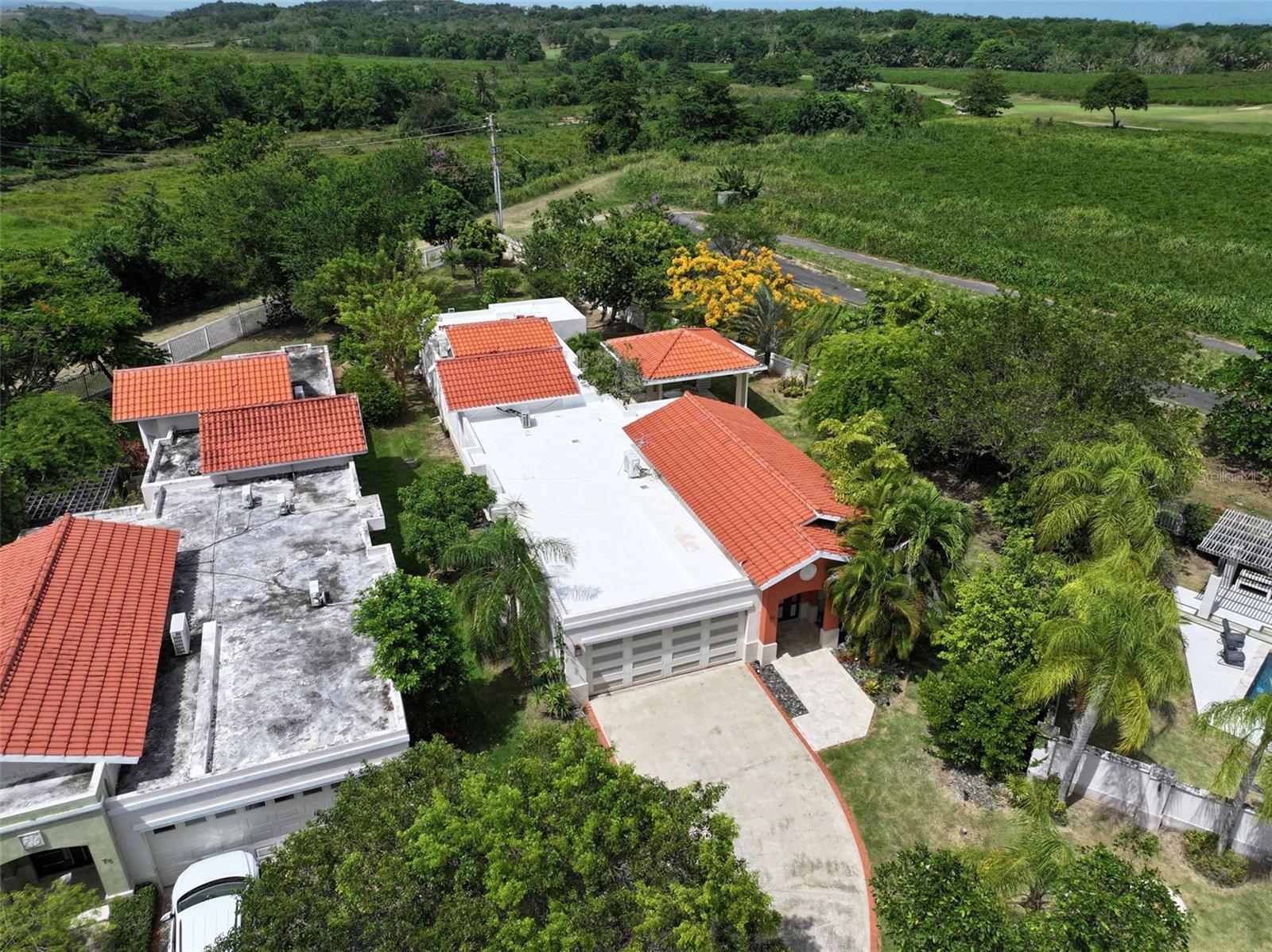 PALMAS PLANTATION - Residential Lease