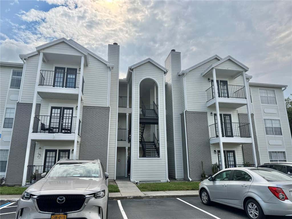 Photo of 2550 N Alafaya Trail #3103, Orlando, FL 32826 (MLS # O6429682)
