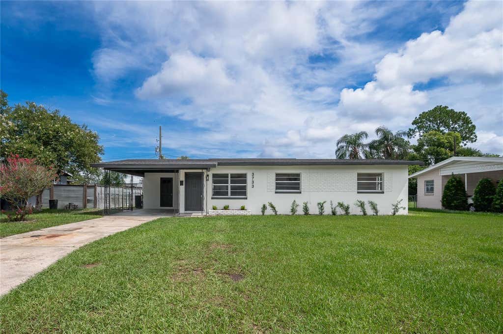 Photo of 3733 Surrey Drive, Orlando, FL 32812 (MLS # O6431177)