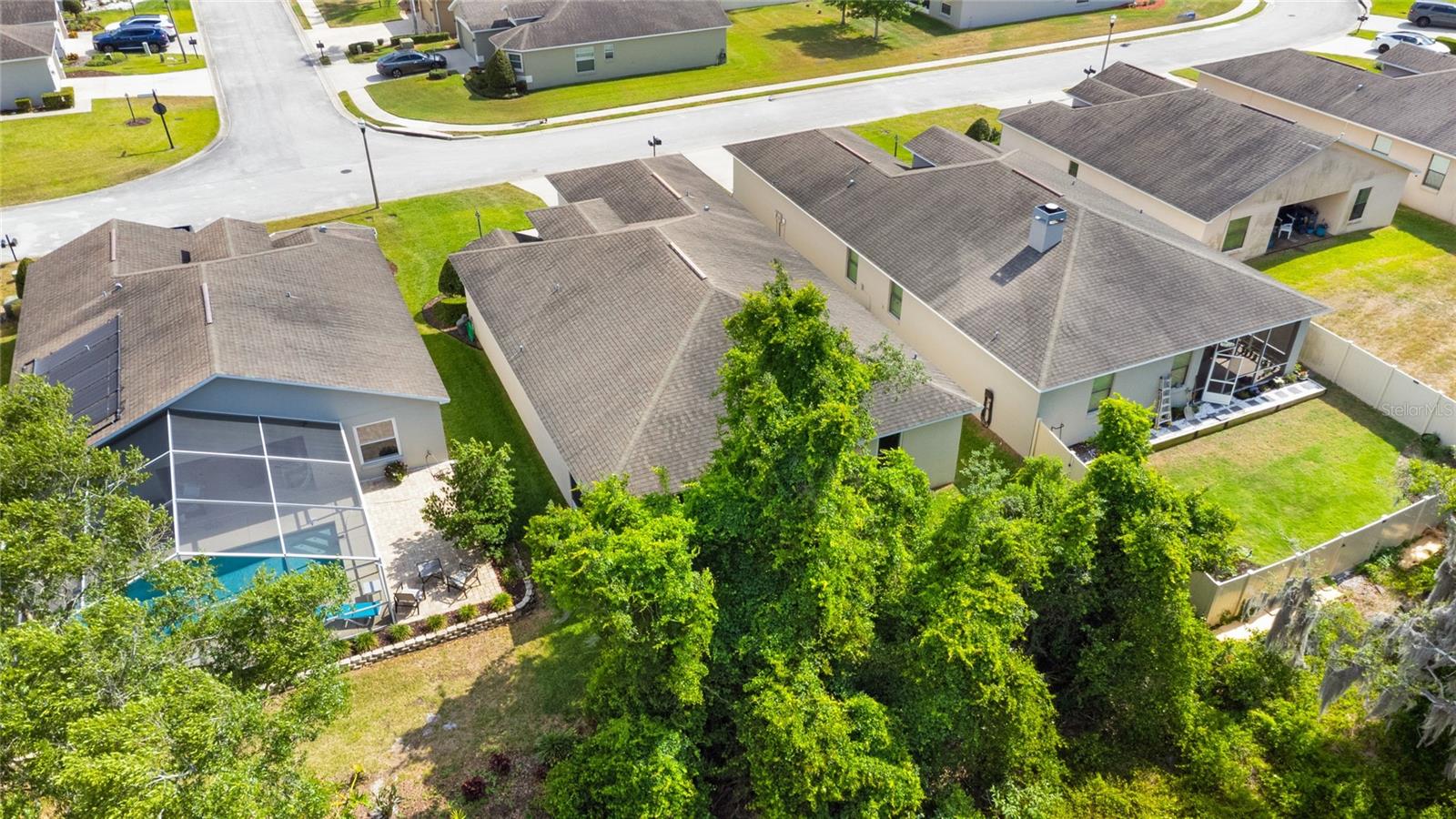HALLAM PRESERVE EAST - Residential