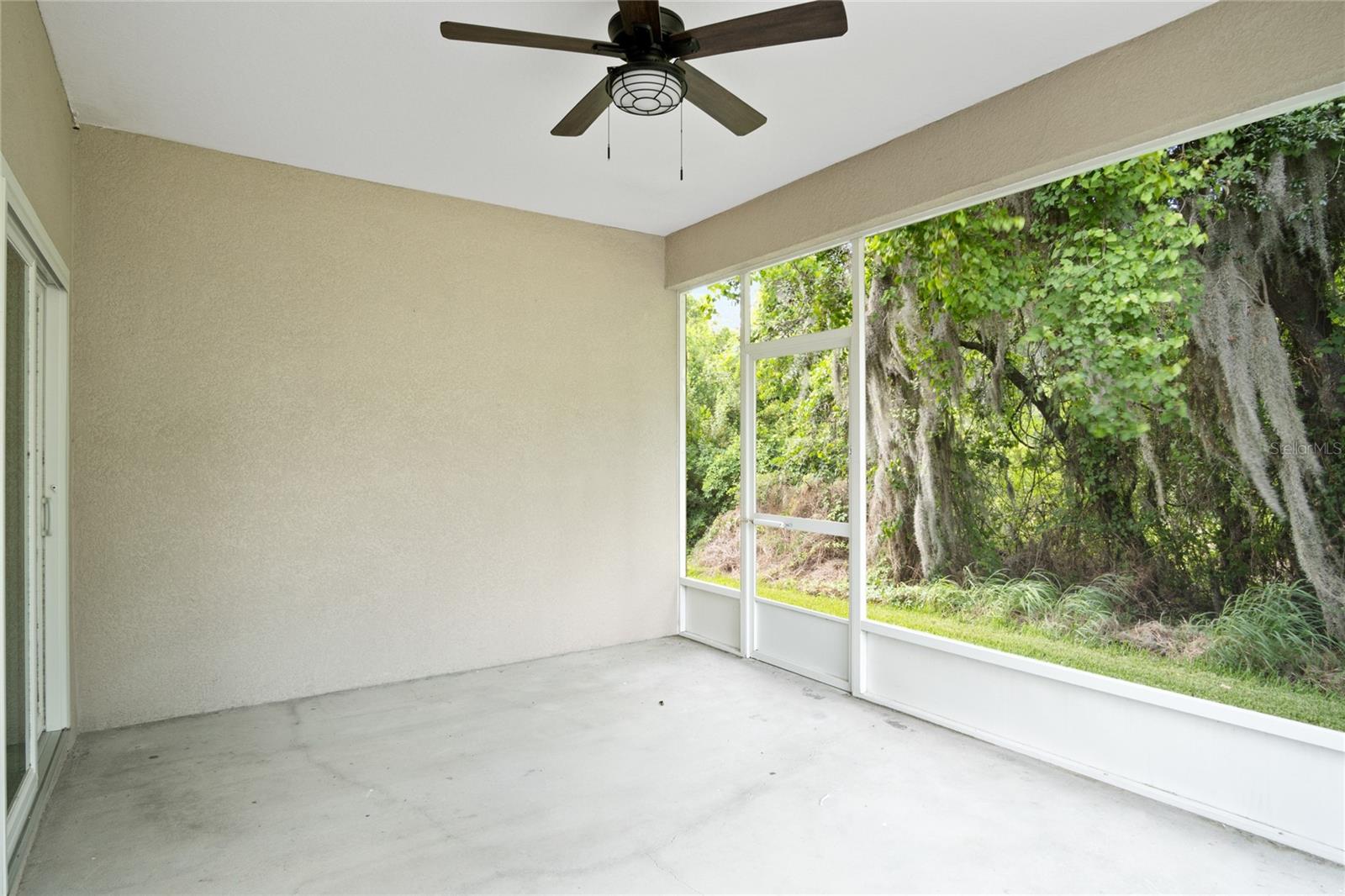 HALLAM PRESERVE EAST - Residential