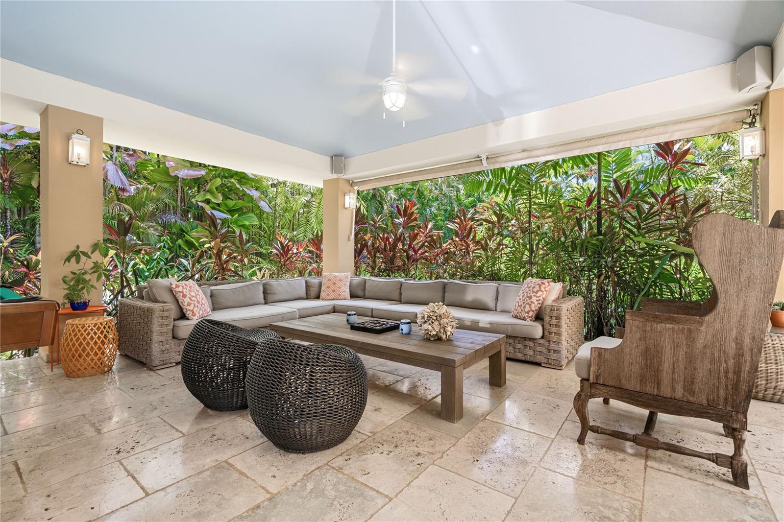 DORADO BEACH EAST - Residential