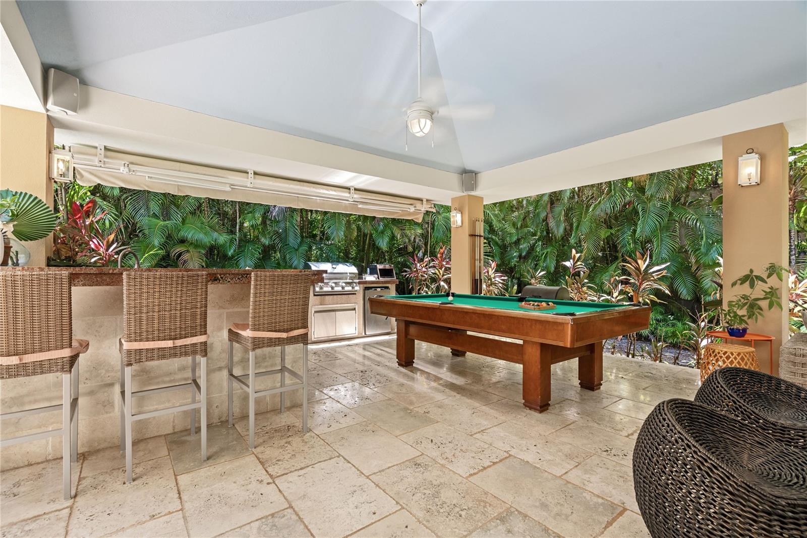 DORADO BEACH EAST - Residential