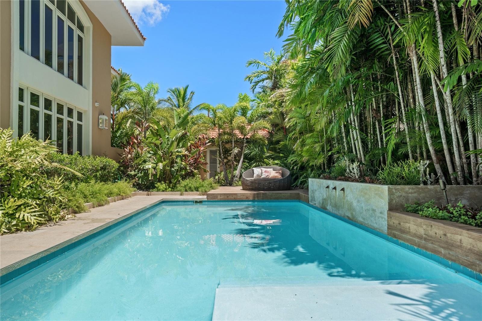 DORADO BEACH EAST - Residential