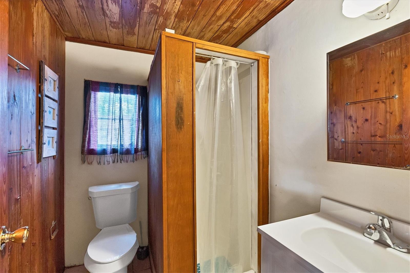 TYLER & DARLING ADD 01 - Residential Income