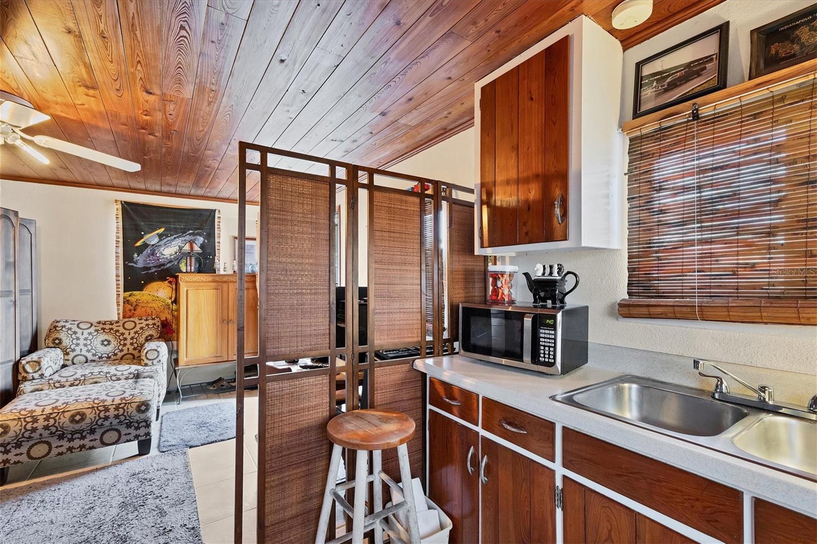 TYLER & DARLING ADD 01 - Residential Income