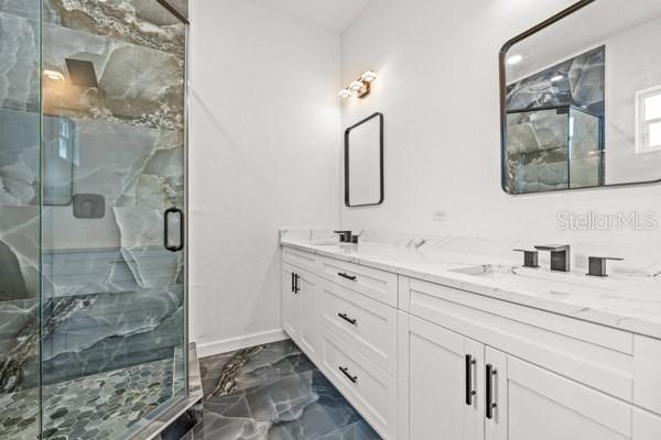 WASHINGTON SQUARE - Residential
