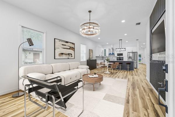 WASHINGTON SQUARE - Residential