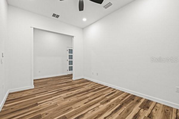 WASHINGTON SQUARE - Residential