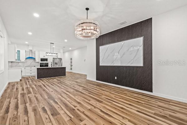 WASHINGTON SQUARE - Residential