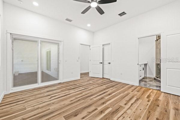 WASHINGTON SQUARE - Residential