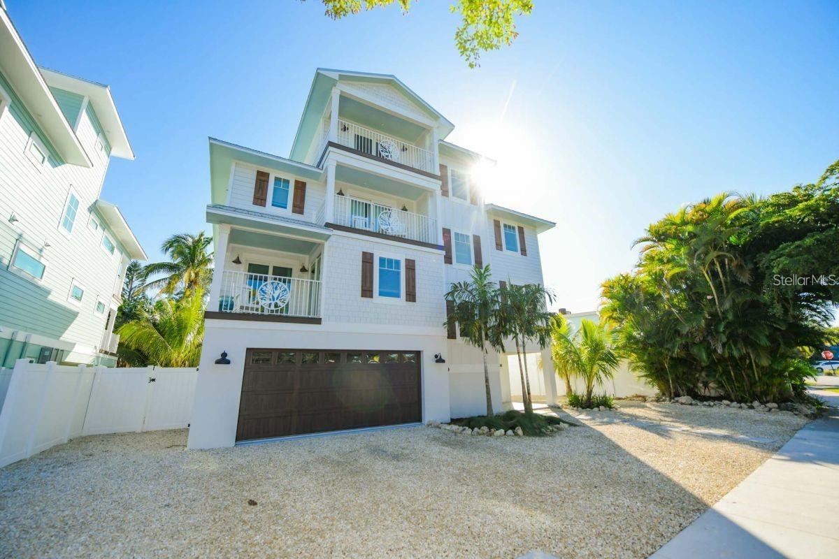 SARASOTA BEACH - Residential