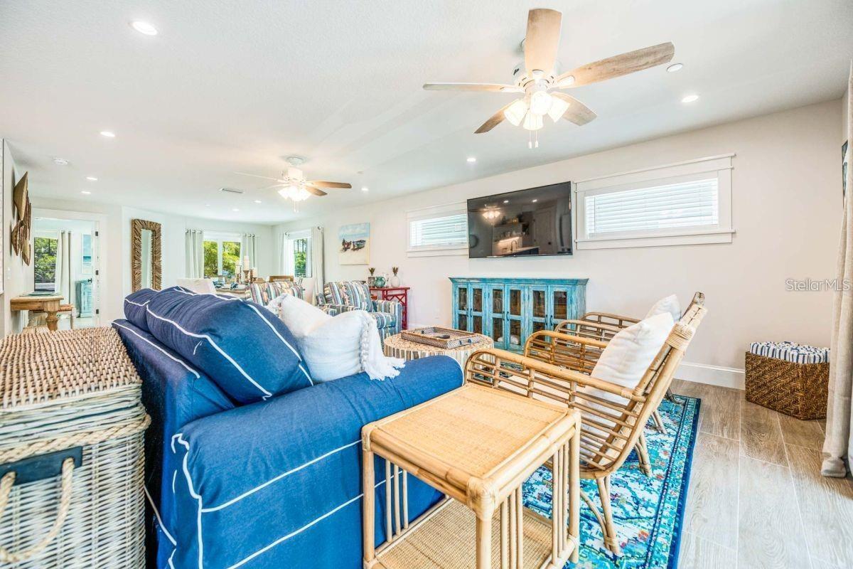 SARASOTA BEACH - Residential