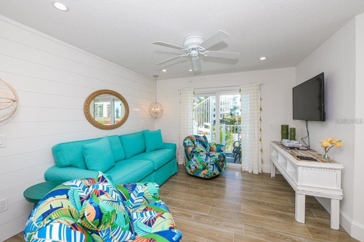 SARASOTA BEACH - Residential