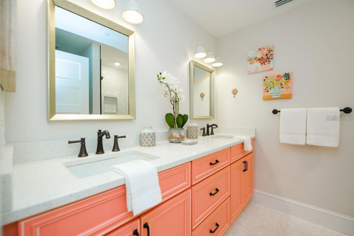 SARASOTA BEACH - Residential