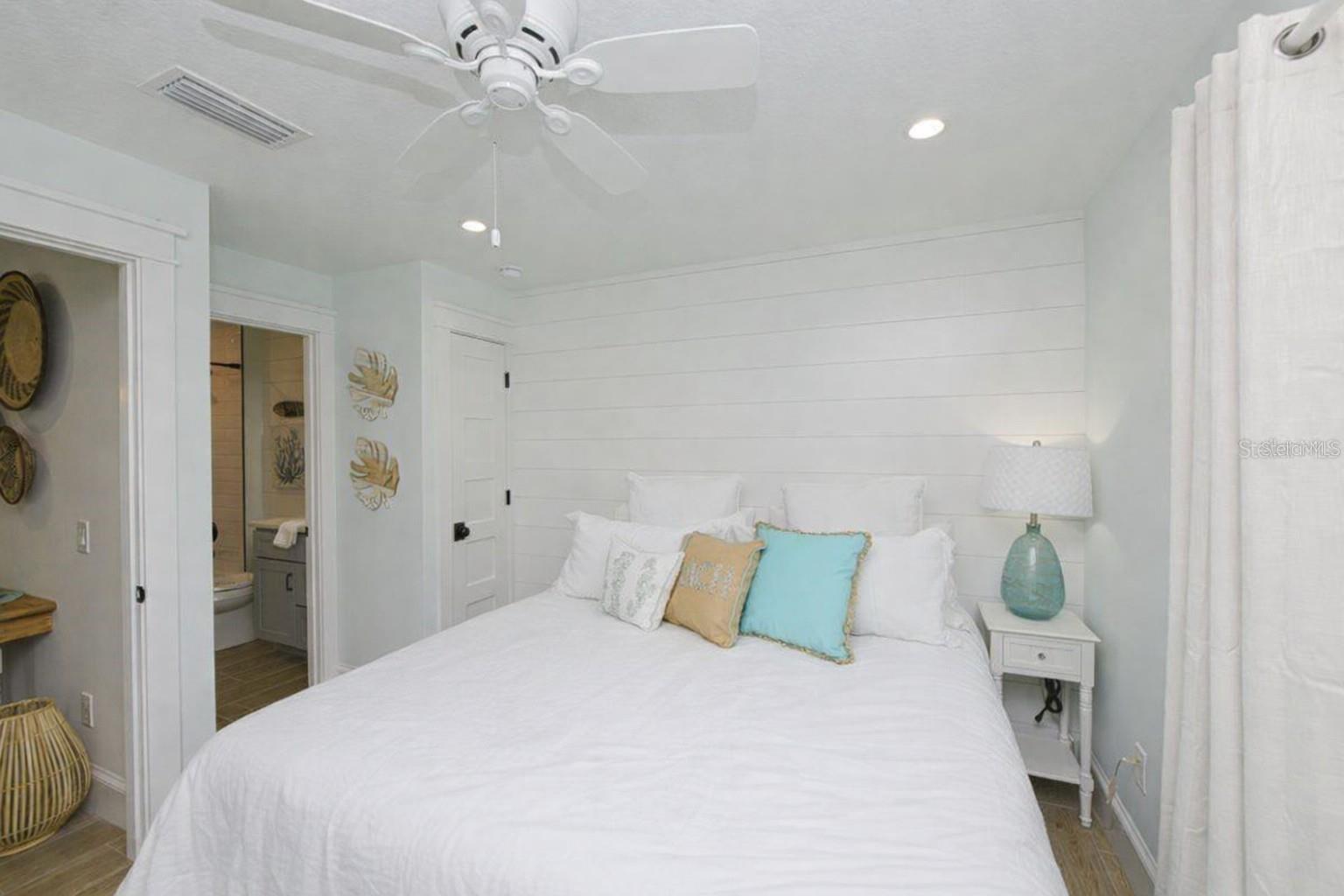 SARASOTA BEACH - Residential