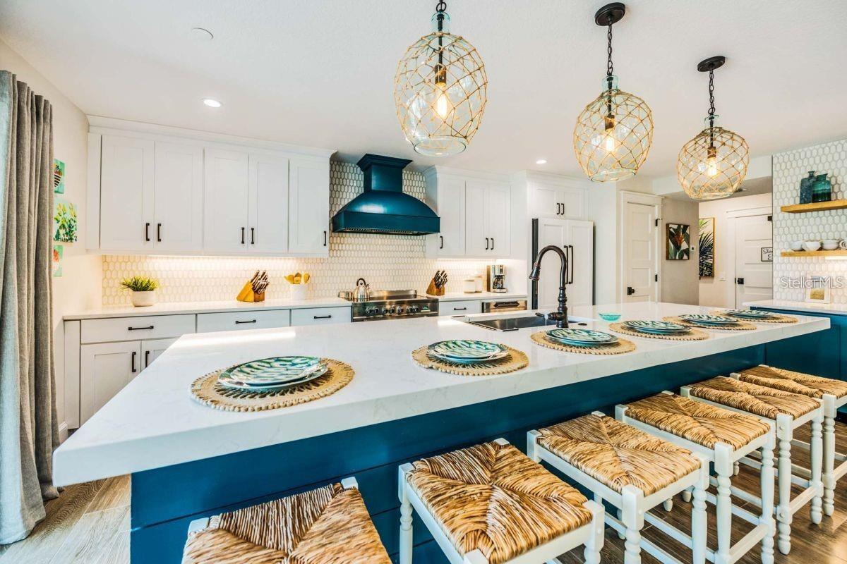 SARASOTA BEACH - Residential