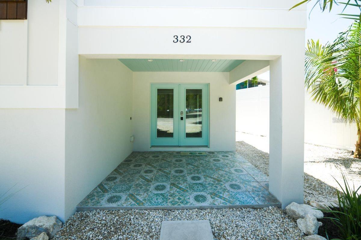 SARASOTA BEACH - Residential