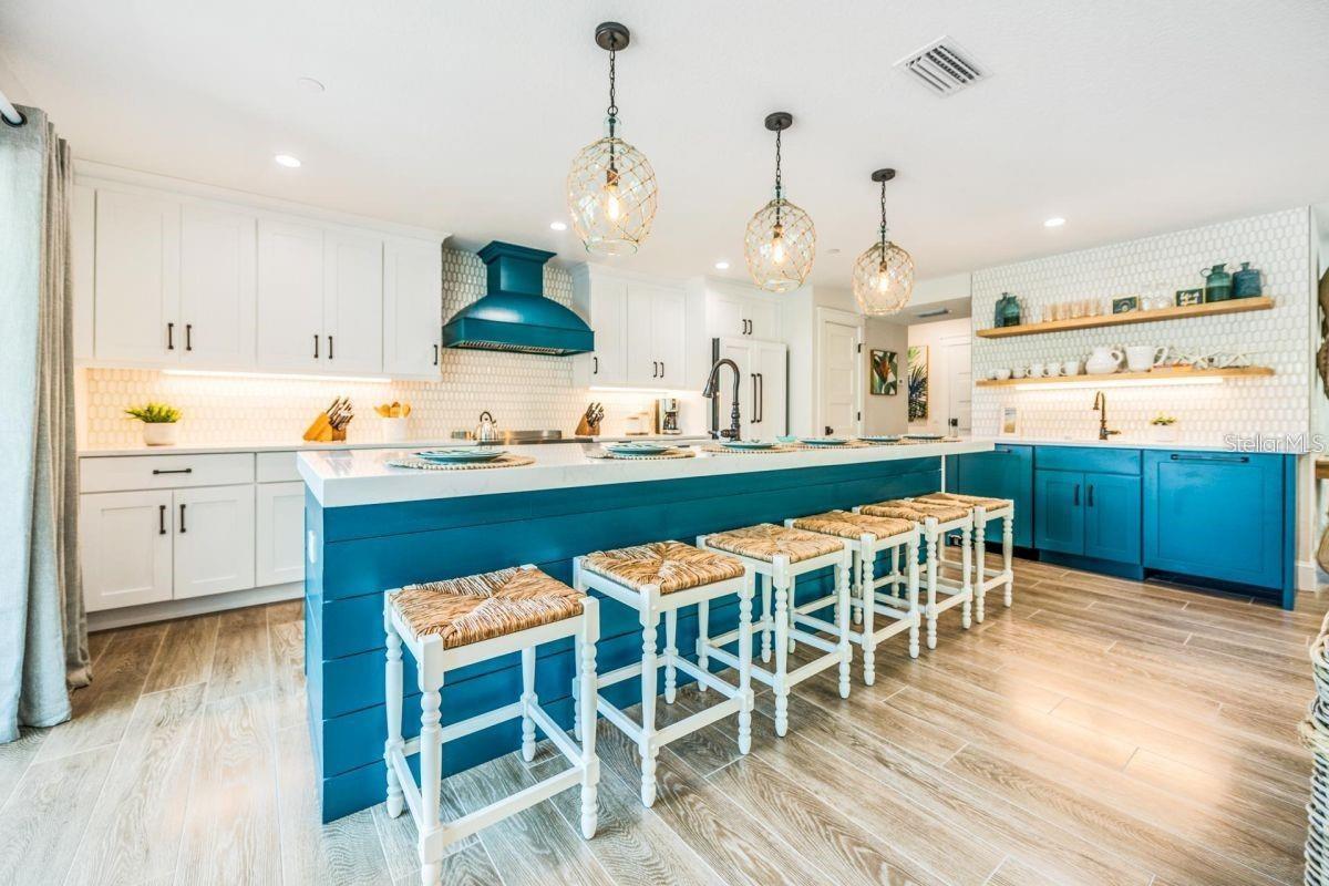 SARASOTA BEACH - Residential