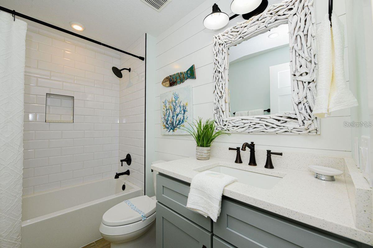 SARASOTA BEACH - Residential