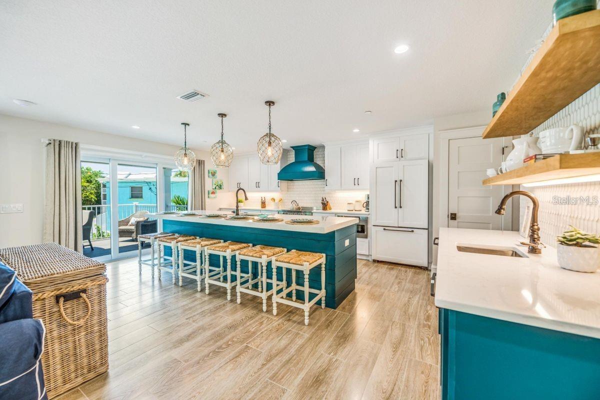 SARASOTA BEACH - Residential