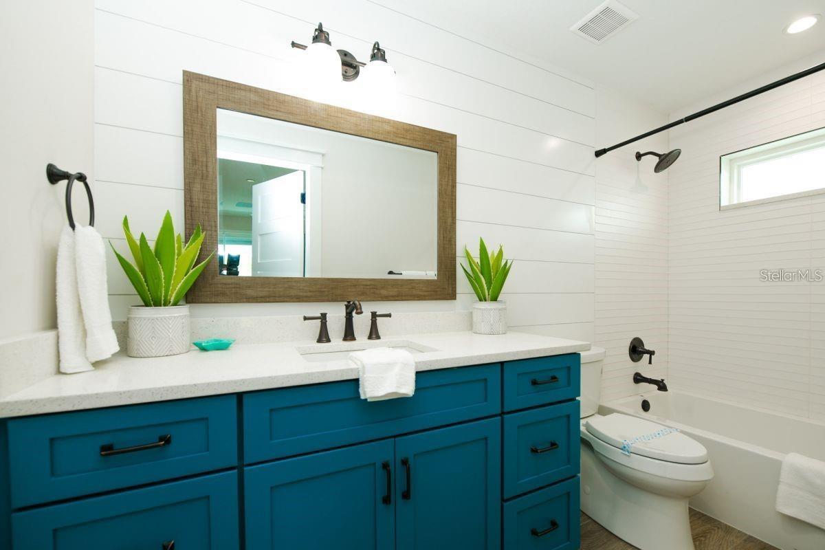 SARASOTA BEACH - Residential