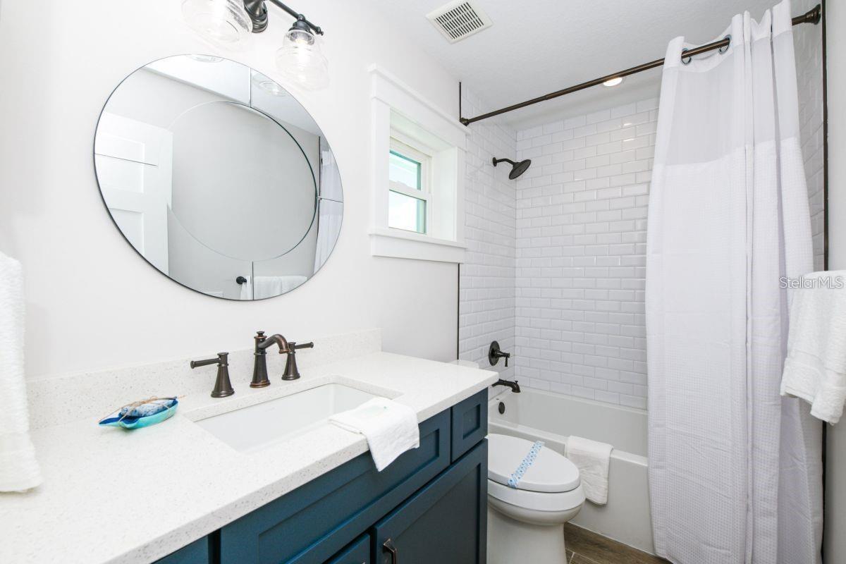 SARASOTA BEACH - Residential