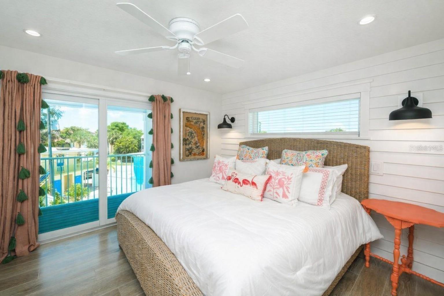 SARASOTA BEACH - Residential