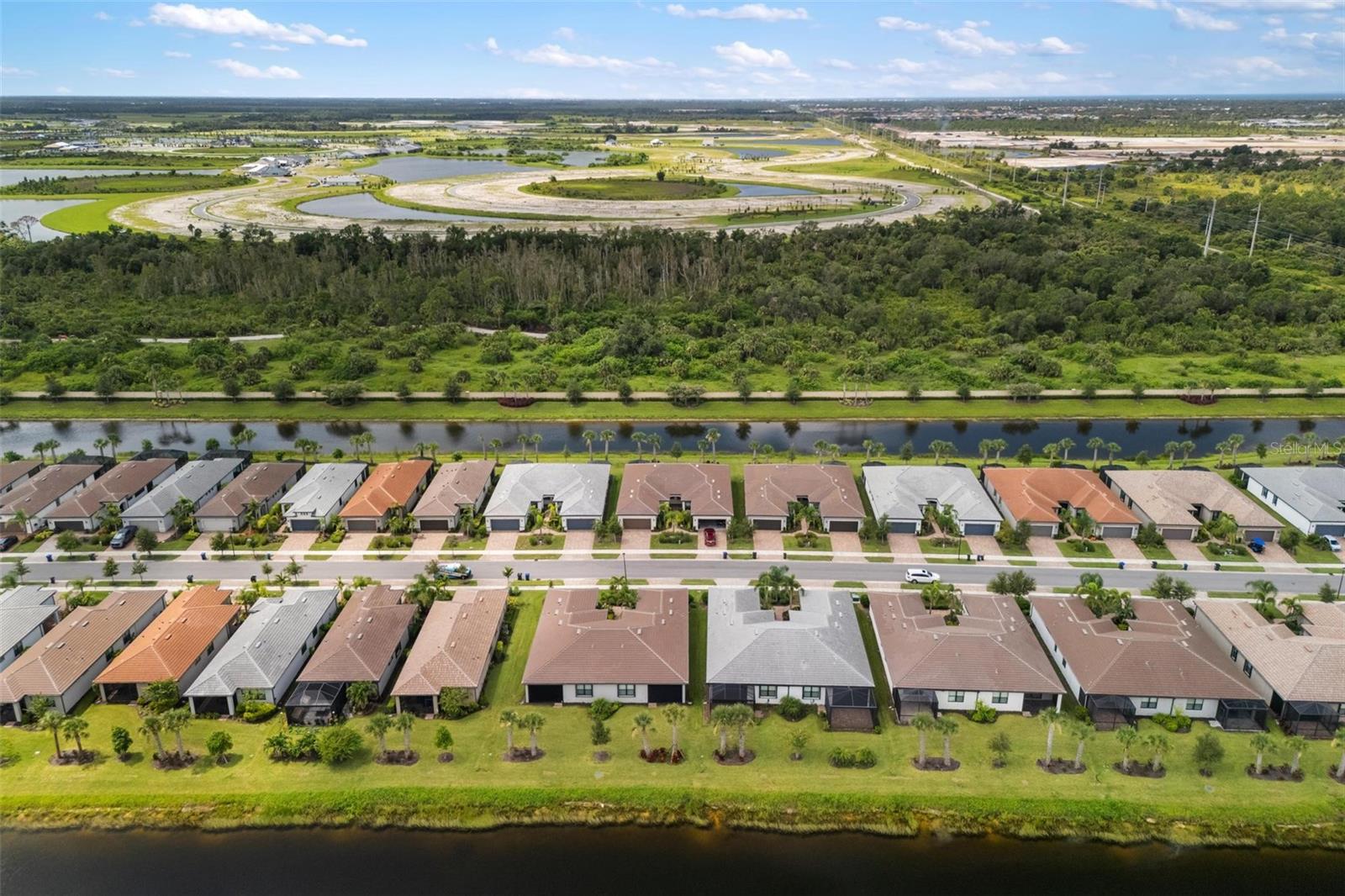 ISLANDWALK/THE WEST VLGS PH 6 - Residential