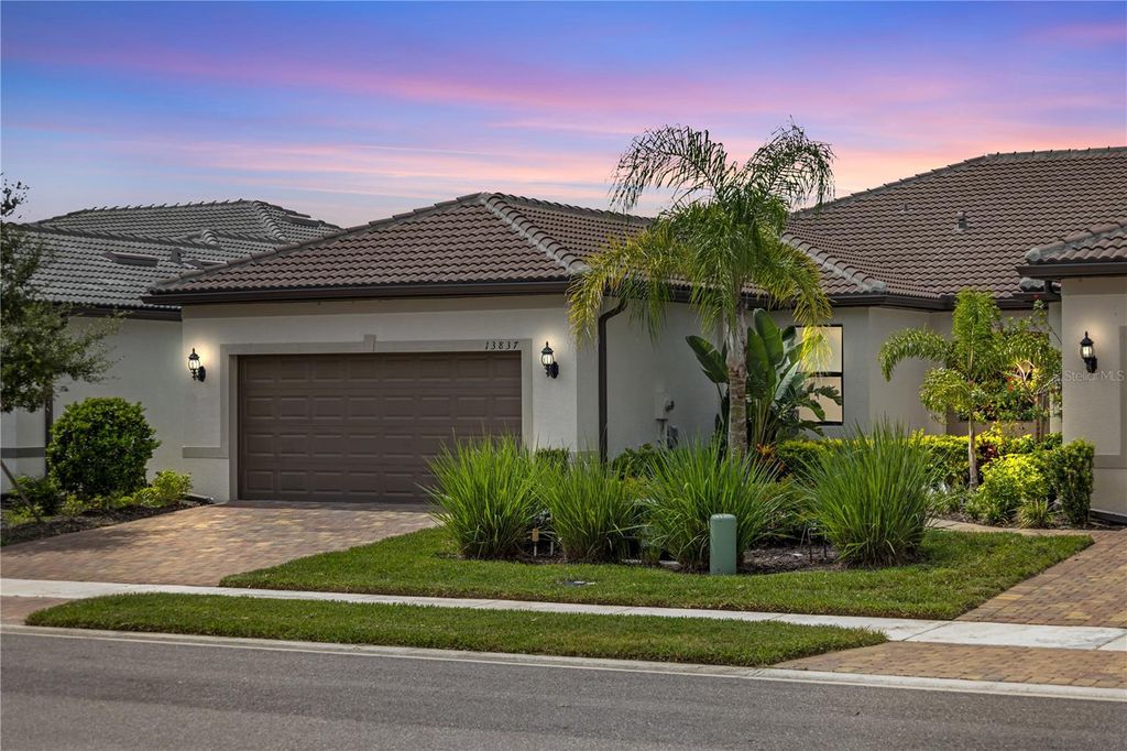 Photo of 13837 Vadini Street, Venice, FL 34293 (MLS # A4657295)