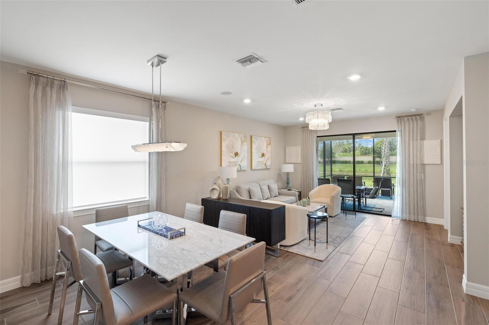 ISLANDWALK/THE WEST VLGS PH 6 - Residential