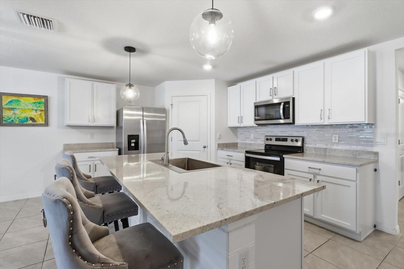 315 W FAIRWAYS VIEW DRIVE