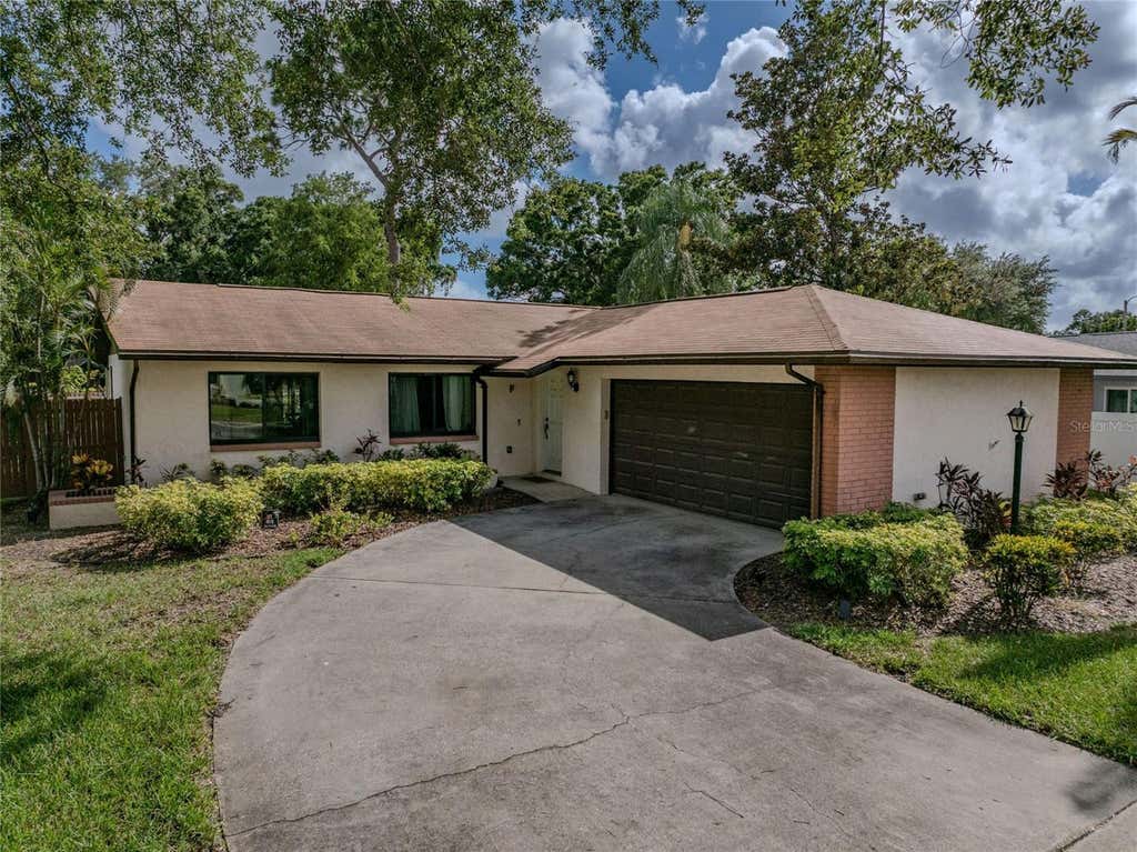 Photo of 6960 Pinecrest Lane N, Pinellas Park, FL 33781 (MLS # TB8525315)